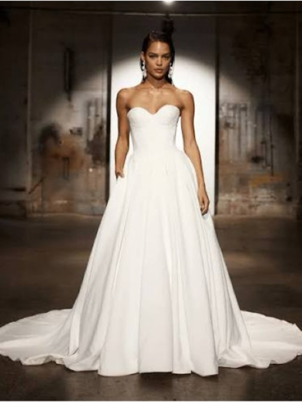 Evie Young Kat - Basque waist ballgown Wedding Dress - Ivory